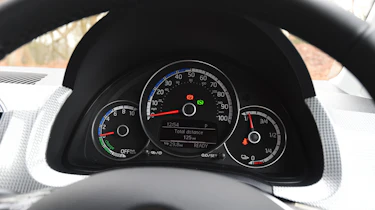 Volkswagen e-up! electric car 2017 - instruments