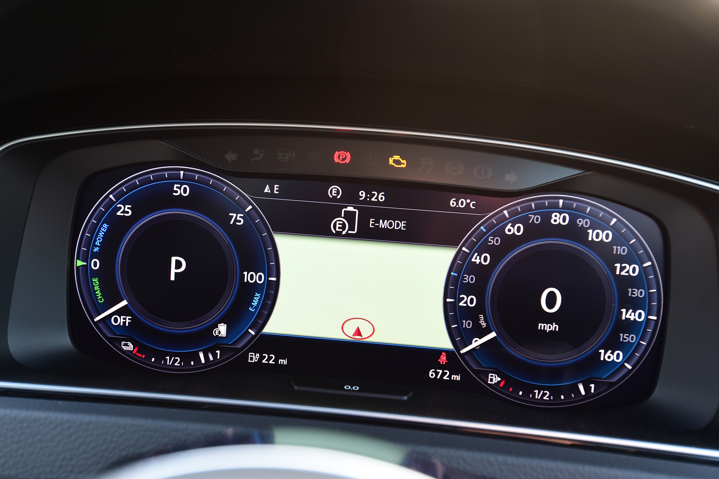 Volkswagen Golf GTE 2017 - instruments