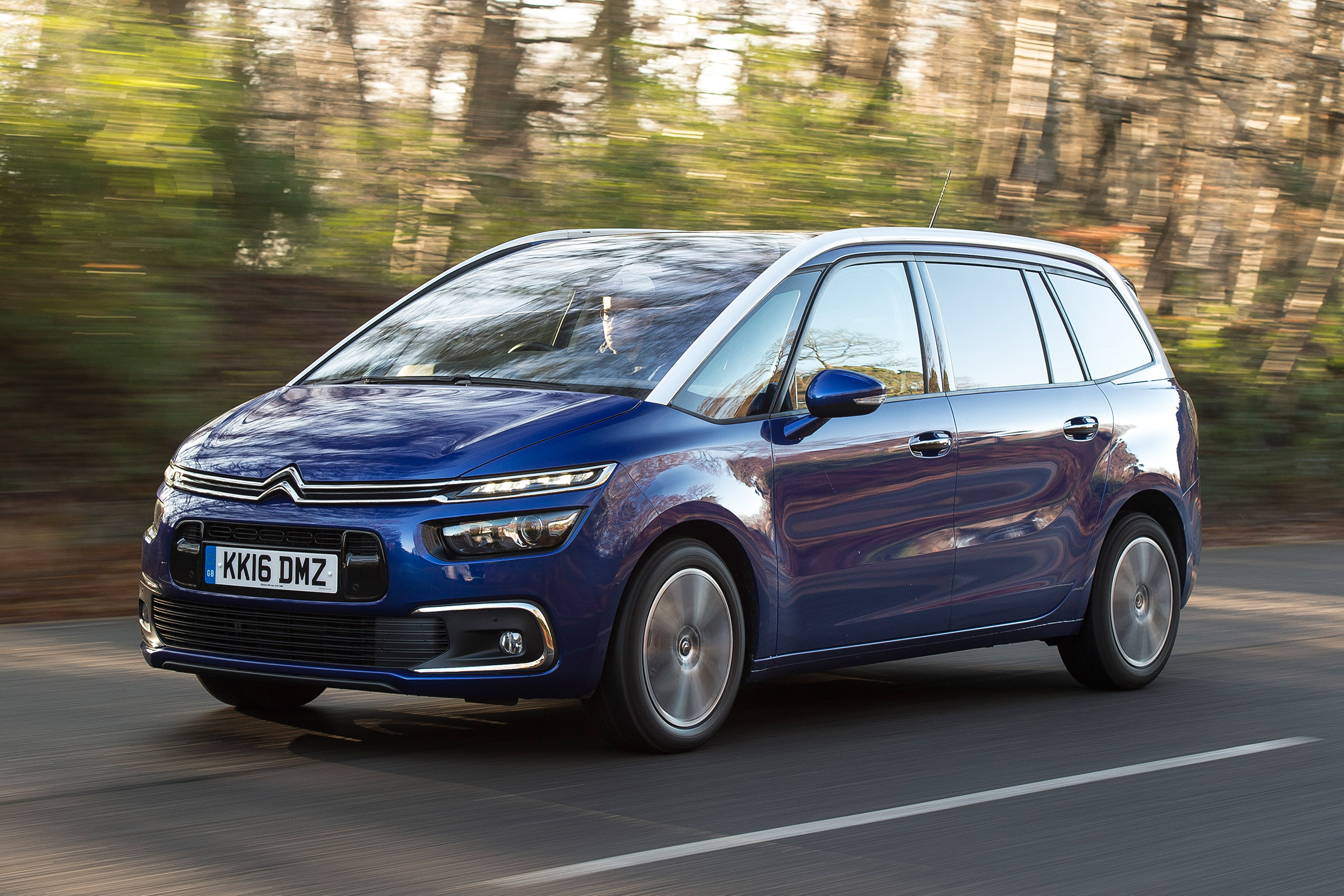 Citroen Grand C4 Picasso - front
