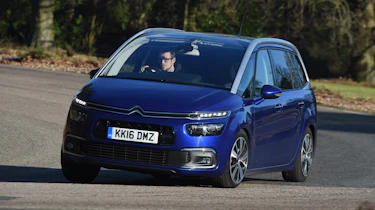 Citroen Grand C4 Picasso - front cornering