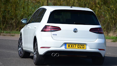 Volkswagen Golf GTE 2017 - rear cornering