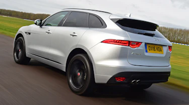 Jaguar F-Pace - rear