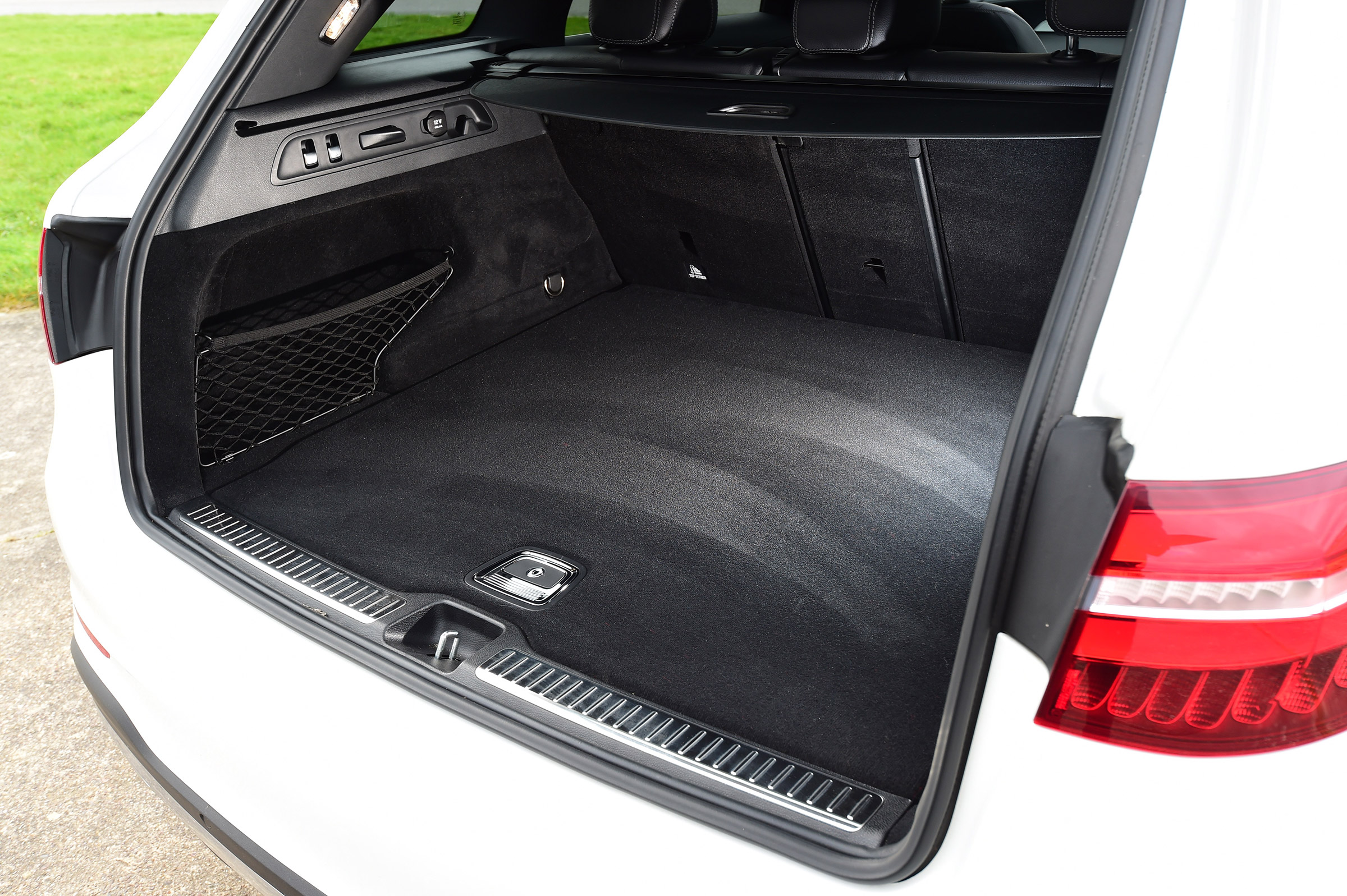 Mercedes GLC - boot