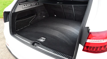 Mercedes GLC - boot