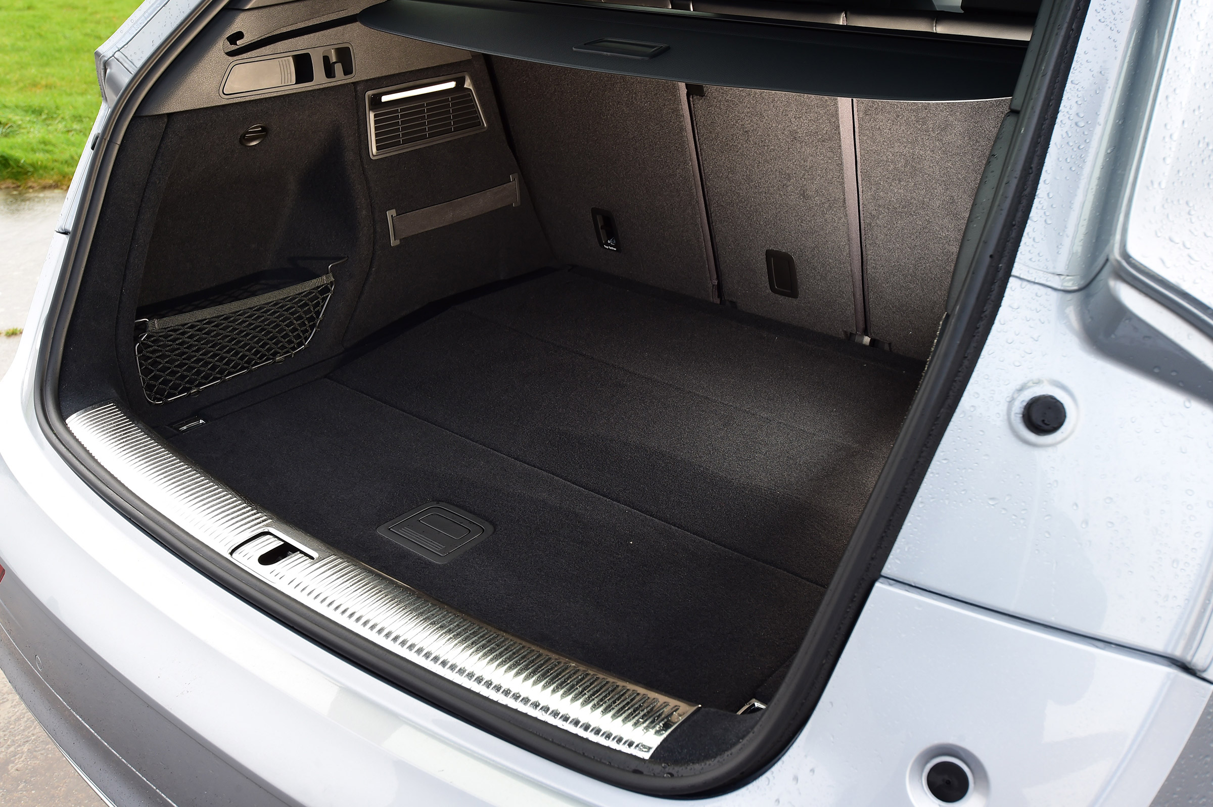 Audi Q5 - boot
