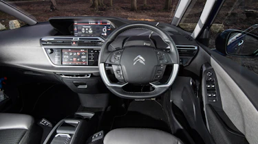 Citroen Grand C4 Picasso - dash