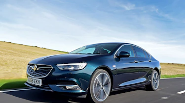 Vauxhall Insignia Grand Sport - front action