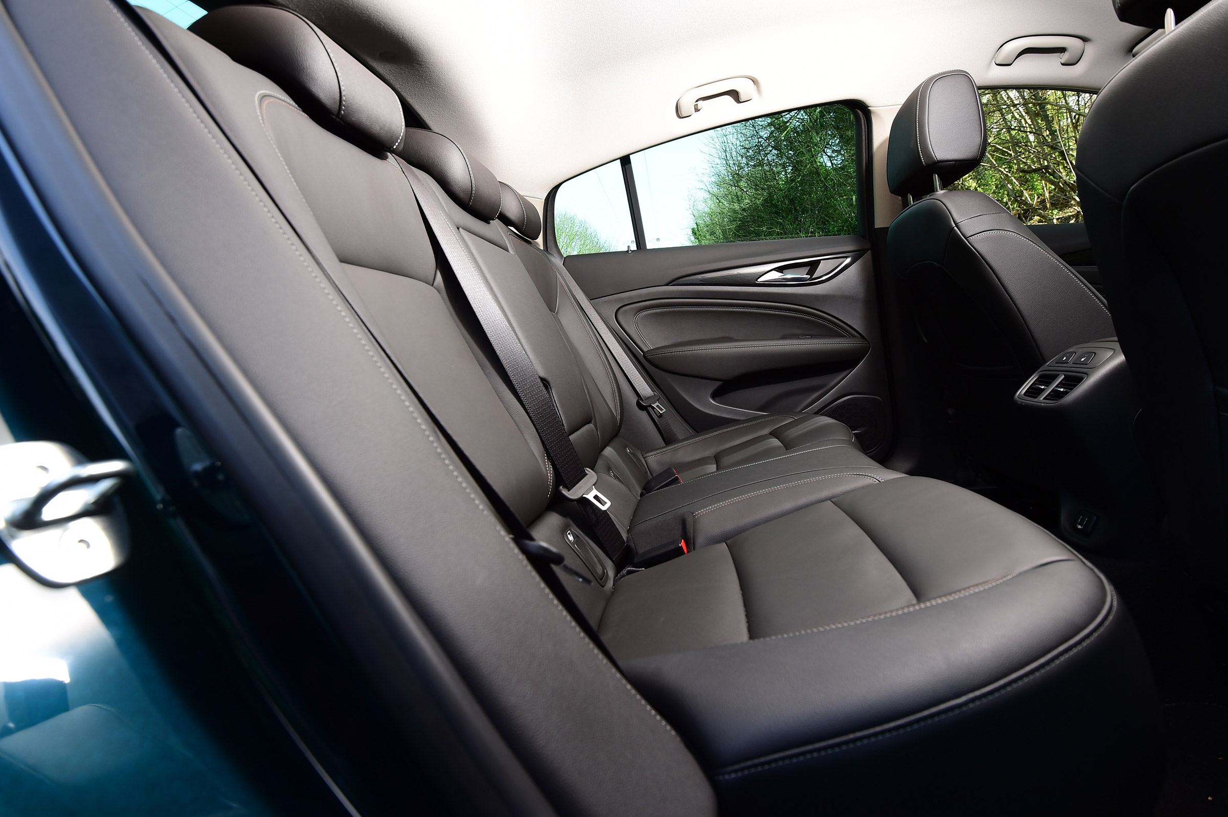 Vauxhall Insignia Grand Sport - rear seats