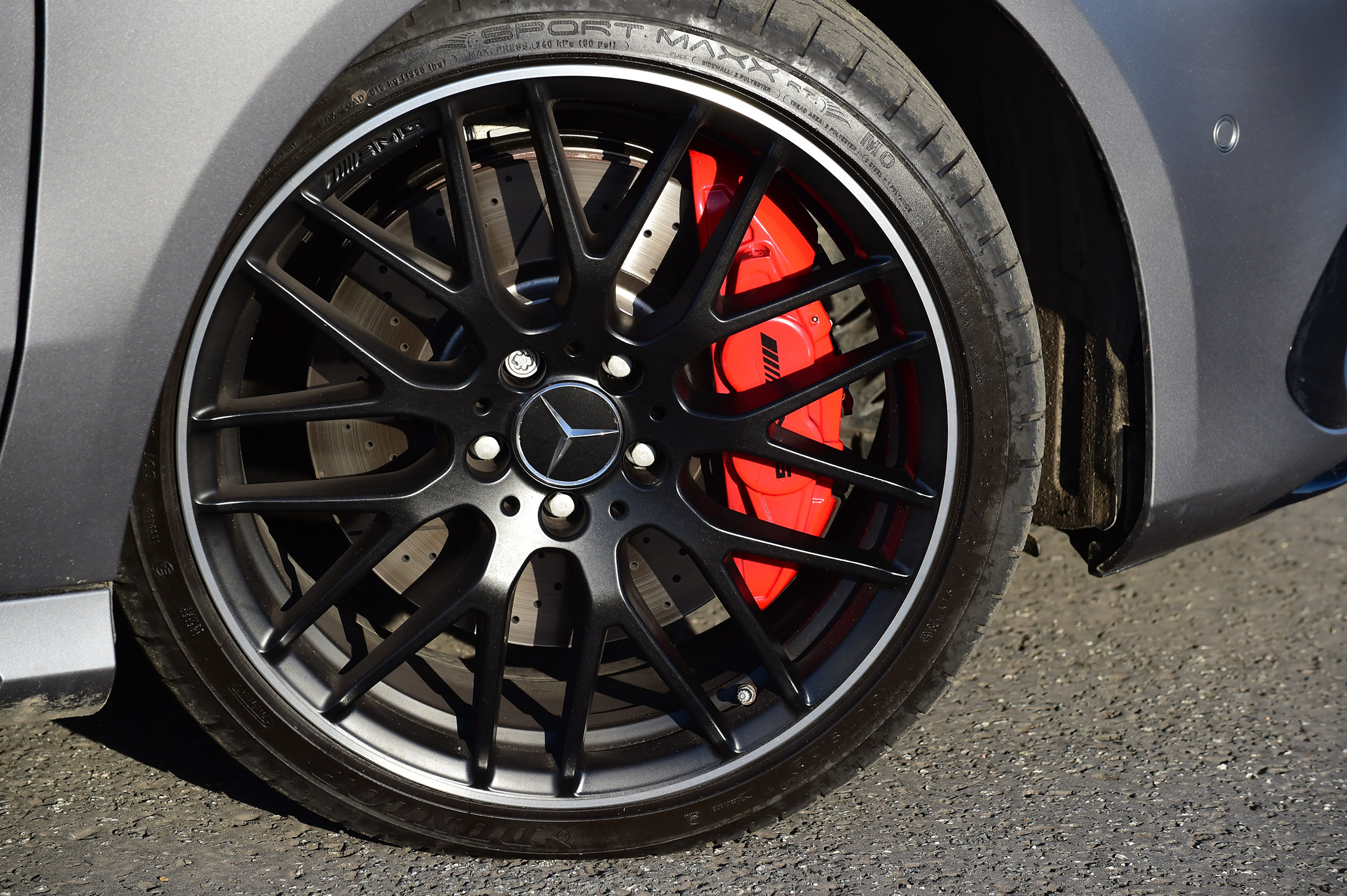 Mercedes-AMG A 45 - wheel