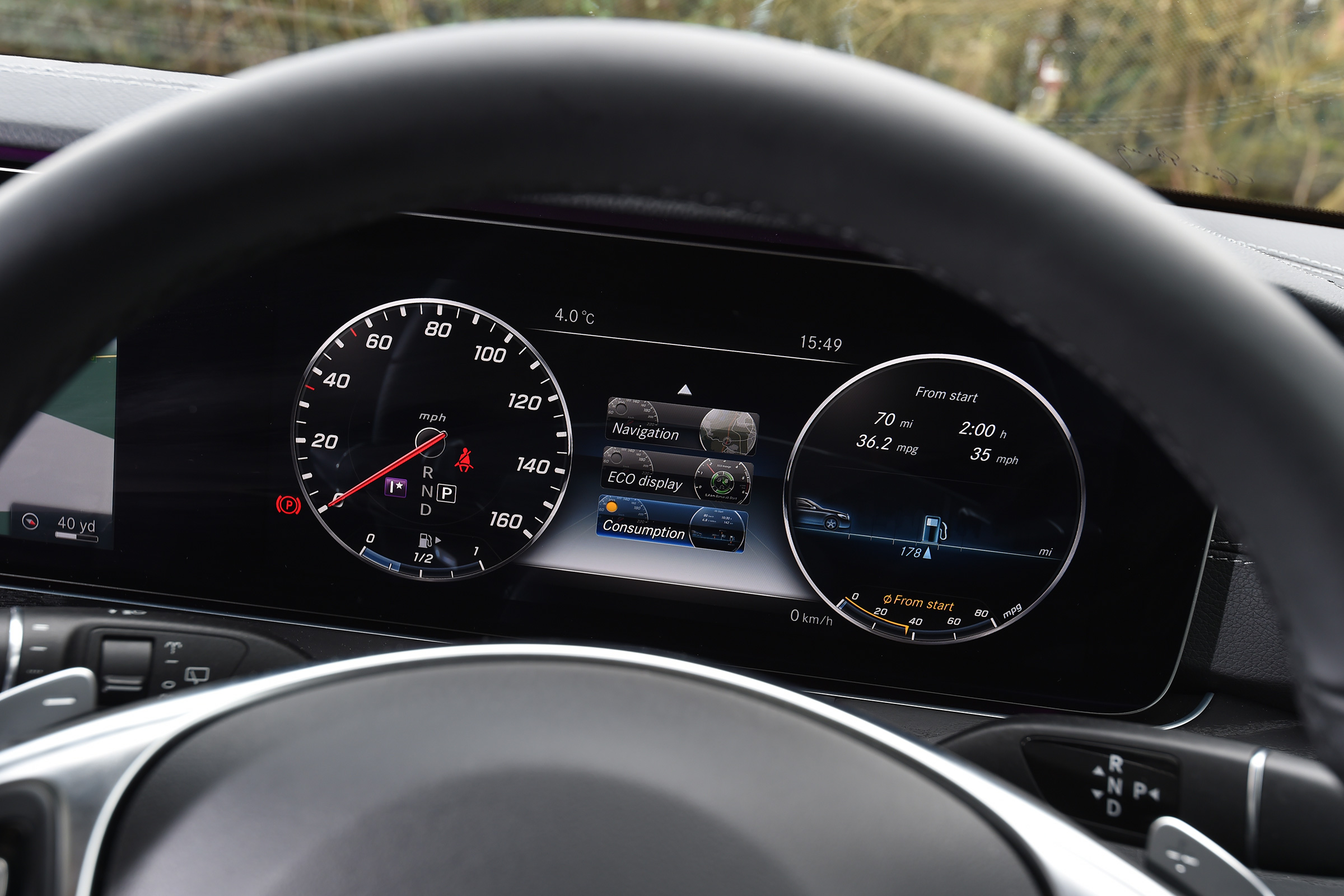 Mercedes E-Class Estate 2017 - E 220d 4MATIC instruments