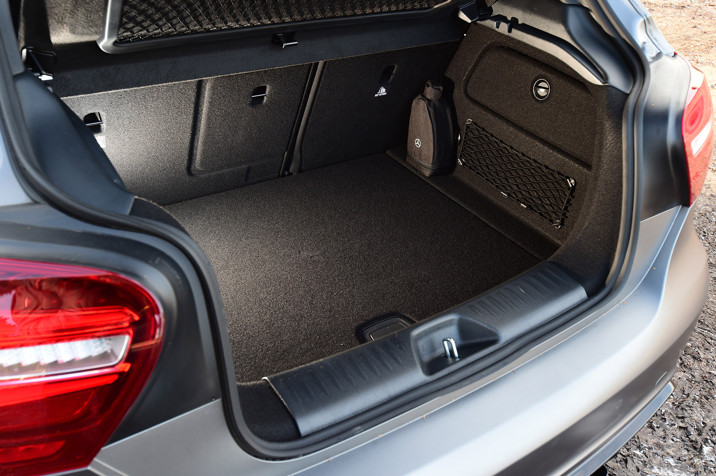 Mercedes-AMG A 45 - boot