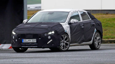 Hyundai i30 fastback front quarter