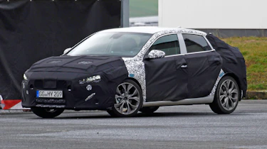 Hyundai i30 fastback front quarter