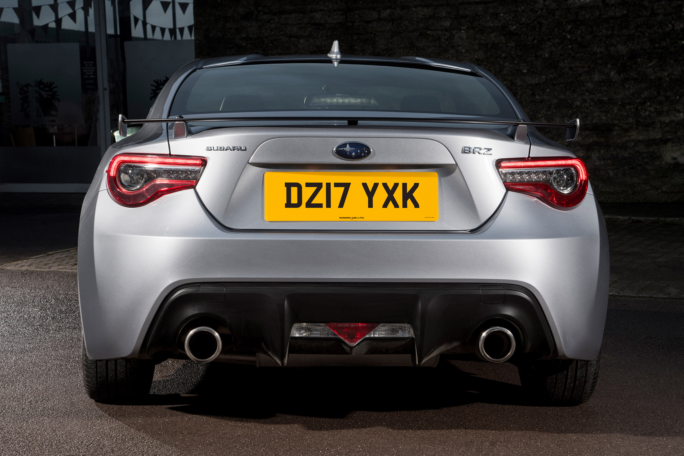 Subaru BRZ - full rear static