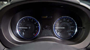 Subaru Levorg - dials