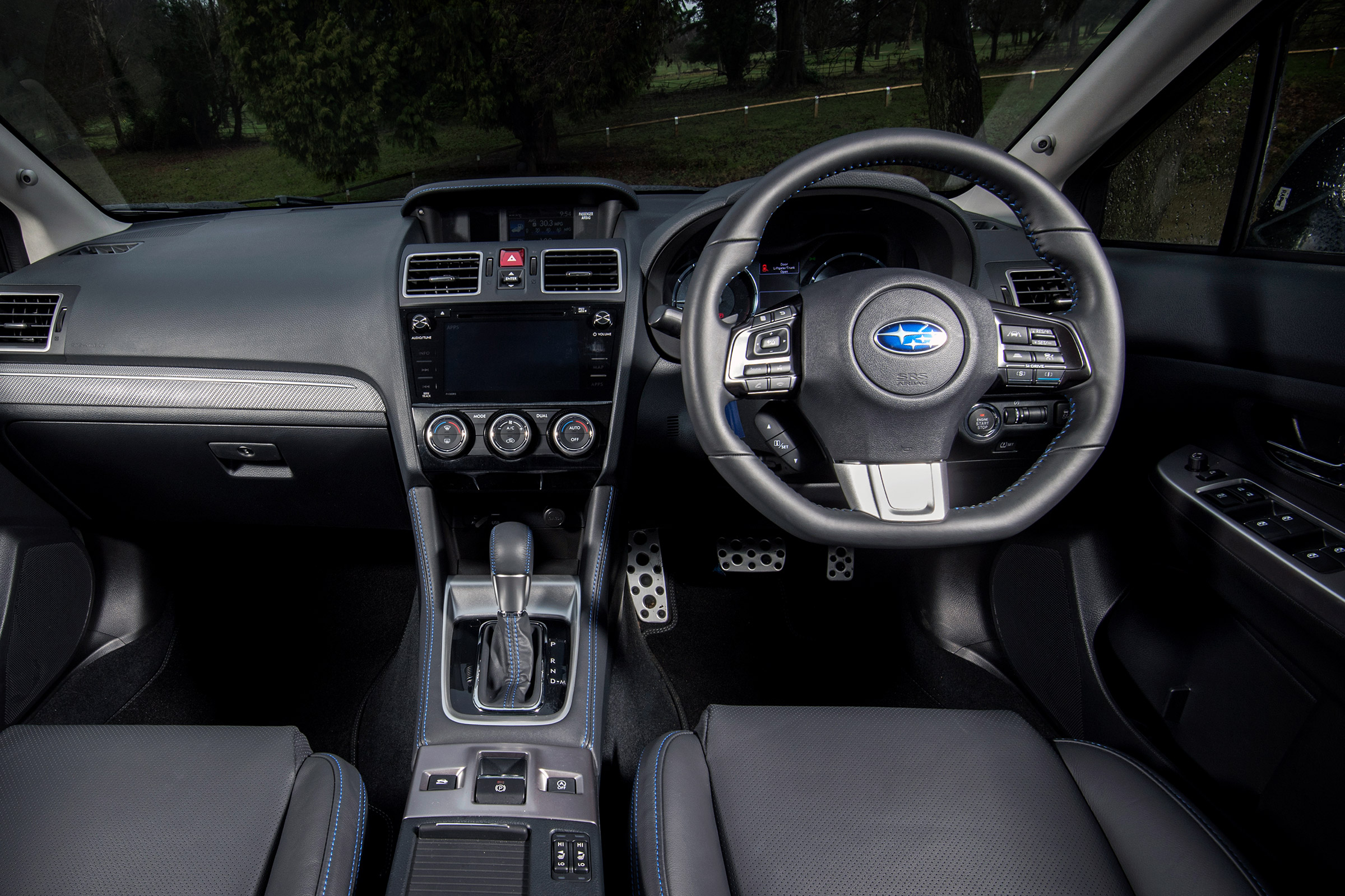 Subaru Levorg - dash