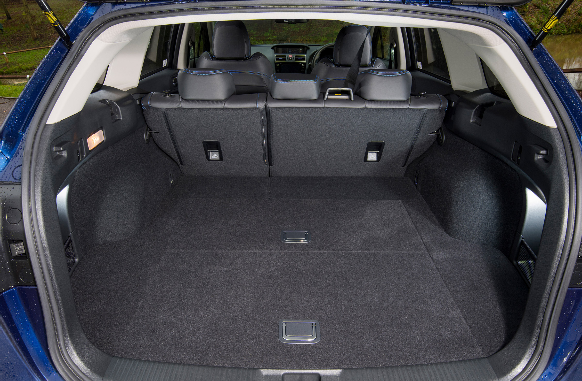Subaru Levorg - boot