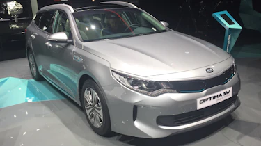 Kia Optima Sportswagen PHEV Geneva - front