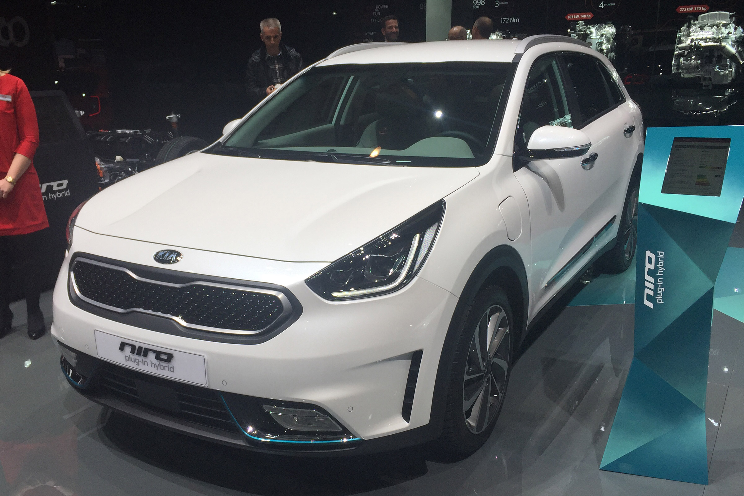 Kia Niro PHEV Geneva - front