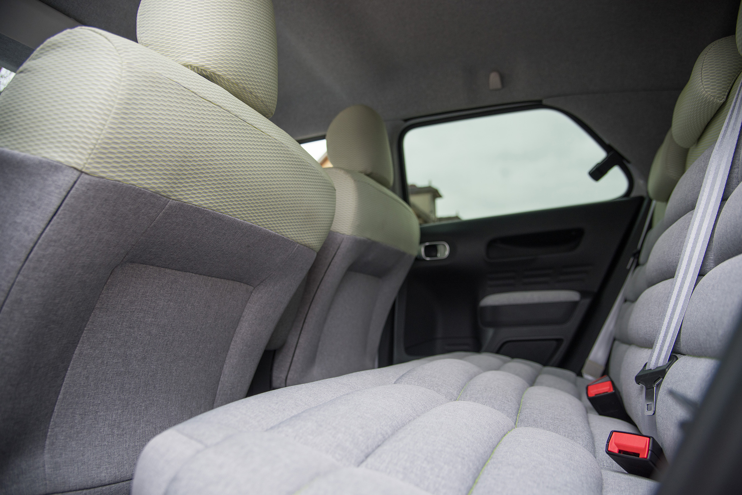 Citroen Advanced Comfort Concept 2017 - rear seats