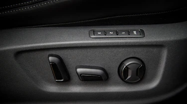 Skoda Kodiaq - seat controls