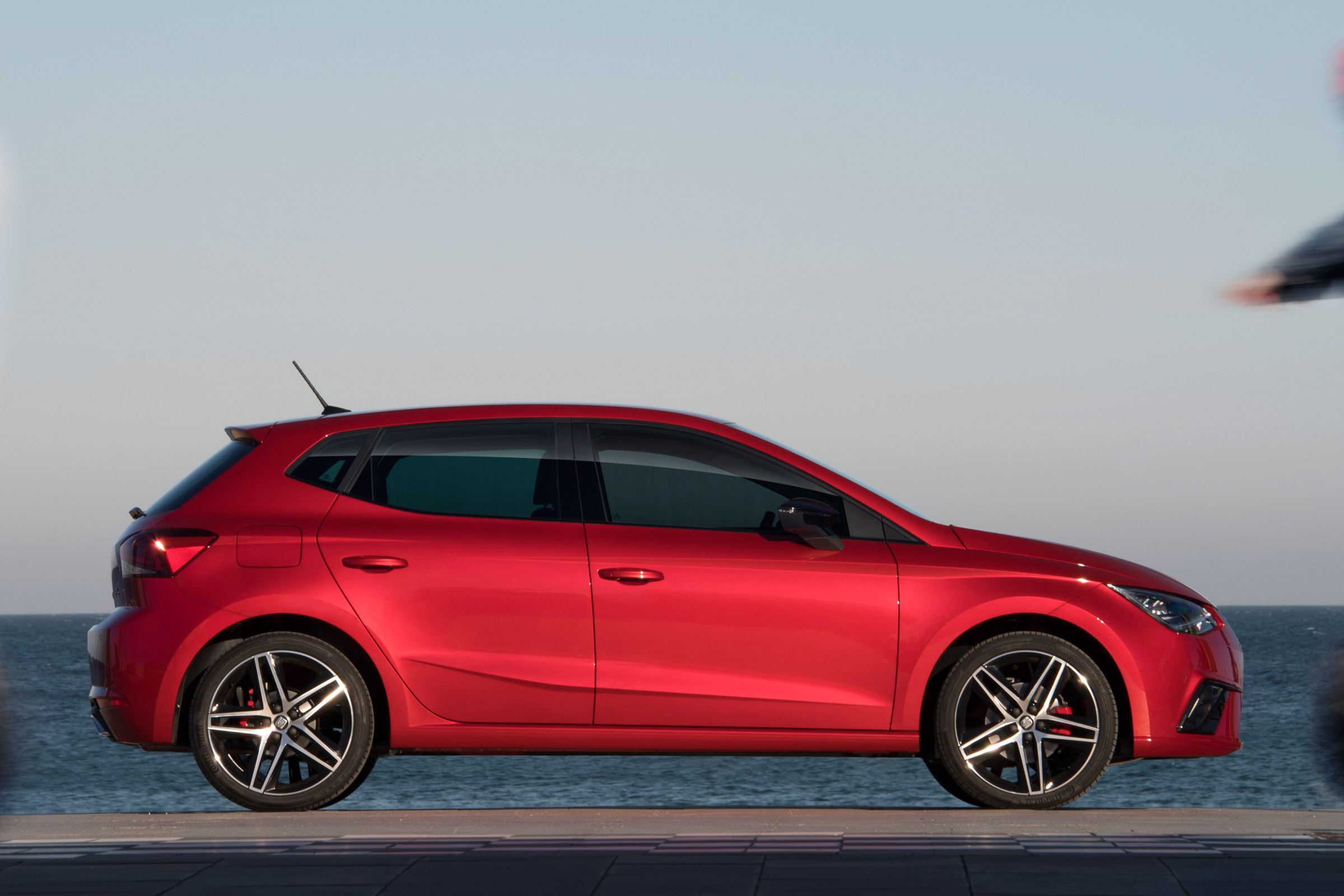 New SEAT Ibiza FR 2017 profile