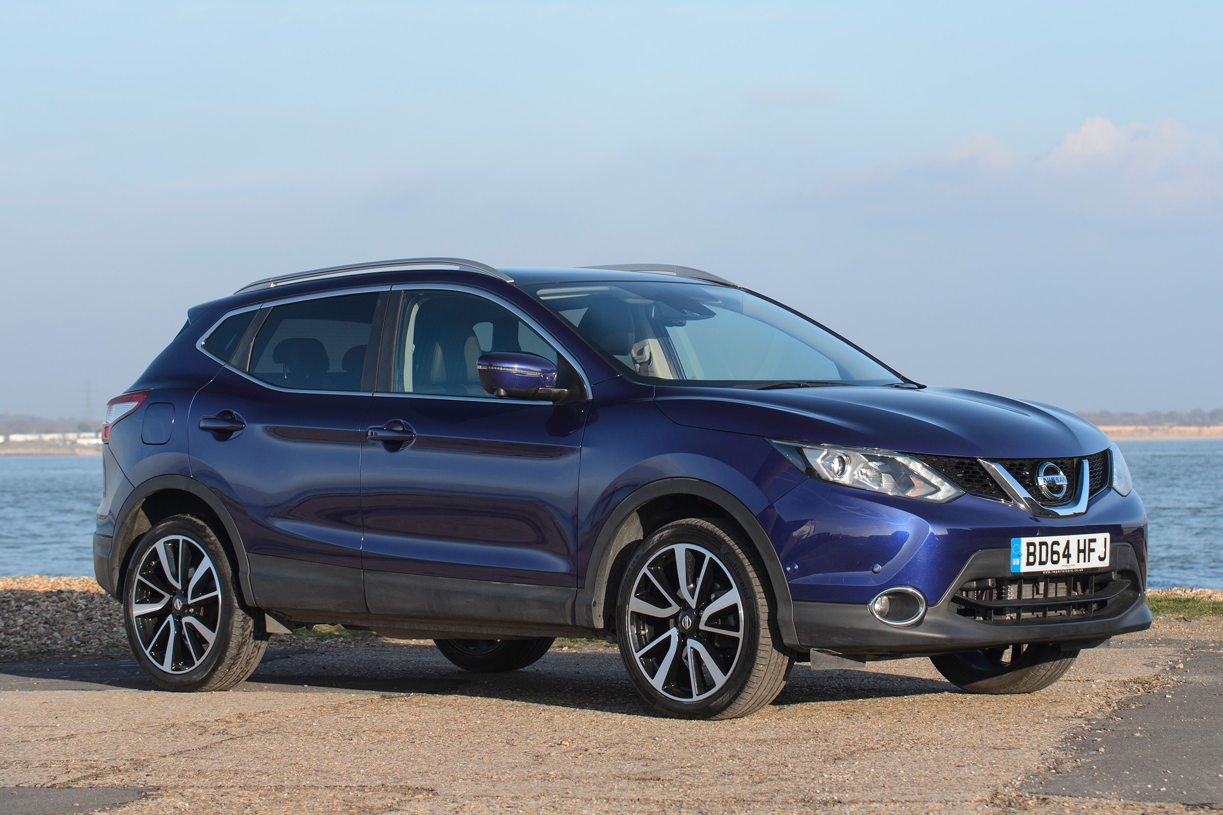 Used Nissan Qashqai Mk2 - front