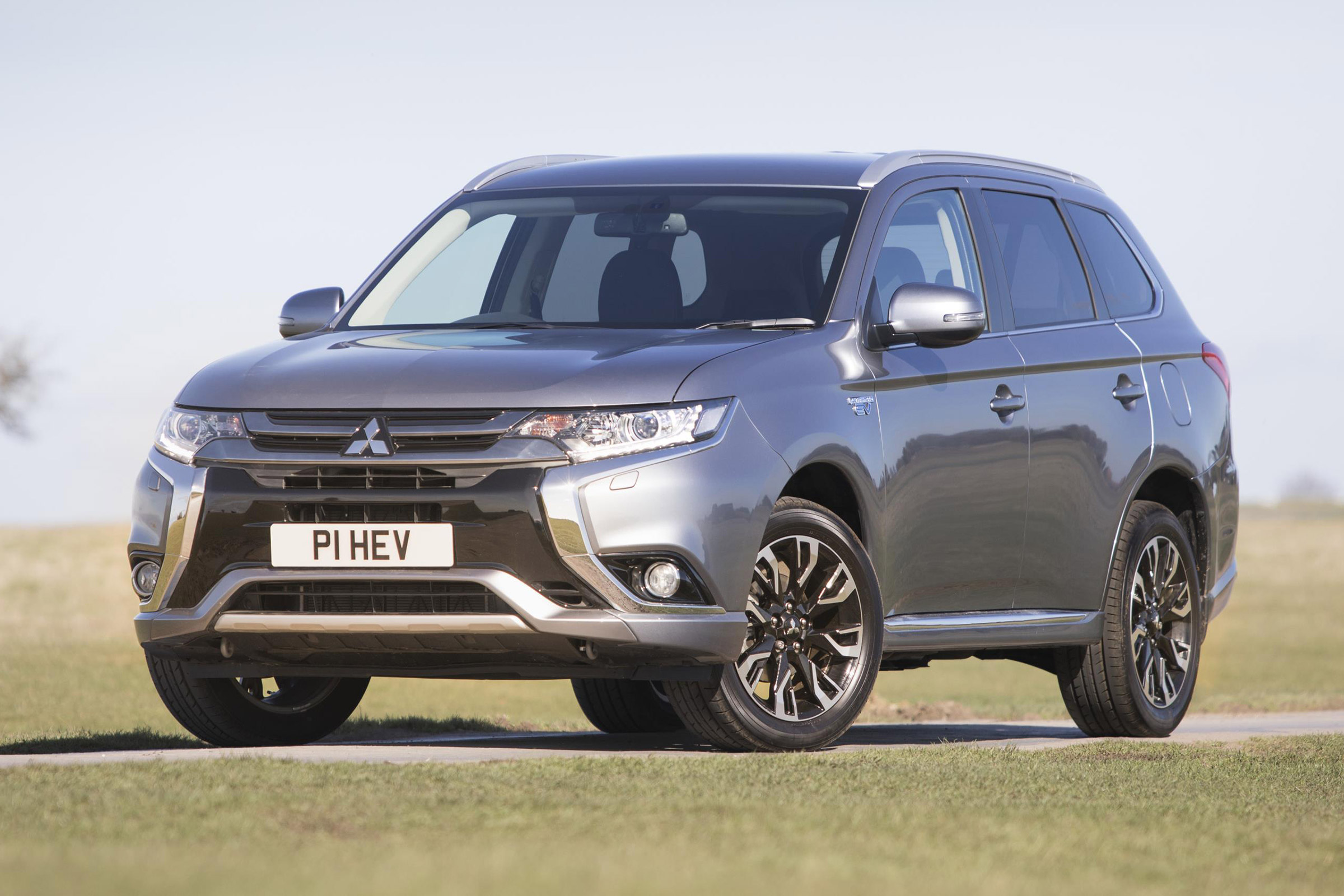 Mitsubishi Outlander PHEV Juro