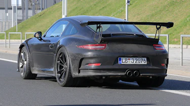 Porsche 911 gt3 rs facelift spy shot