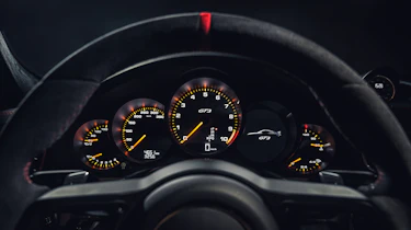 Porsche 911 GT3 - dials