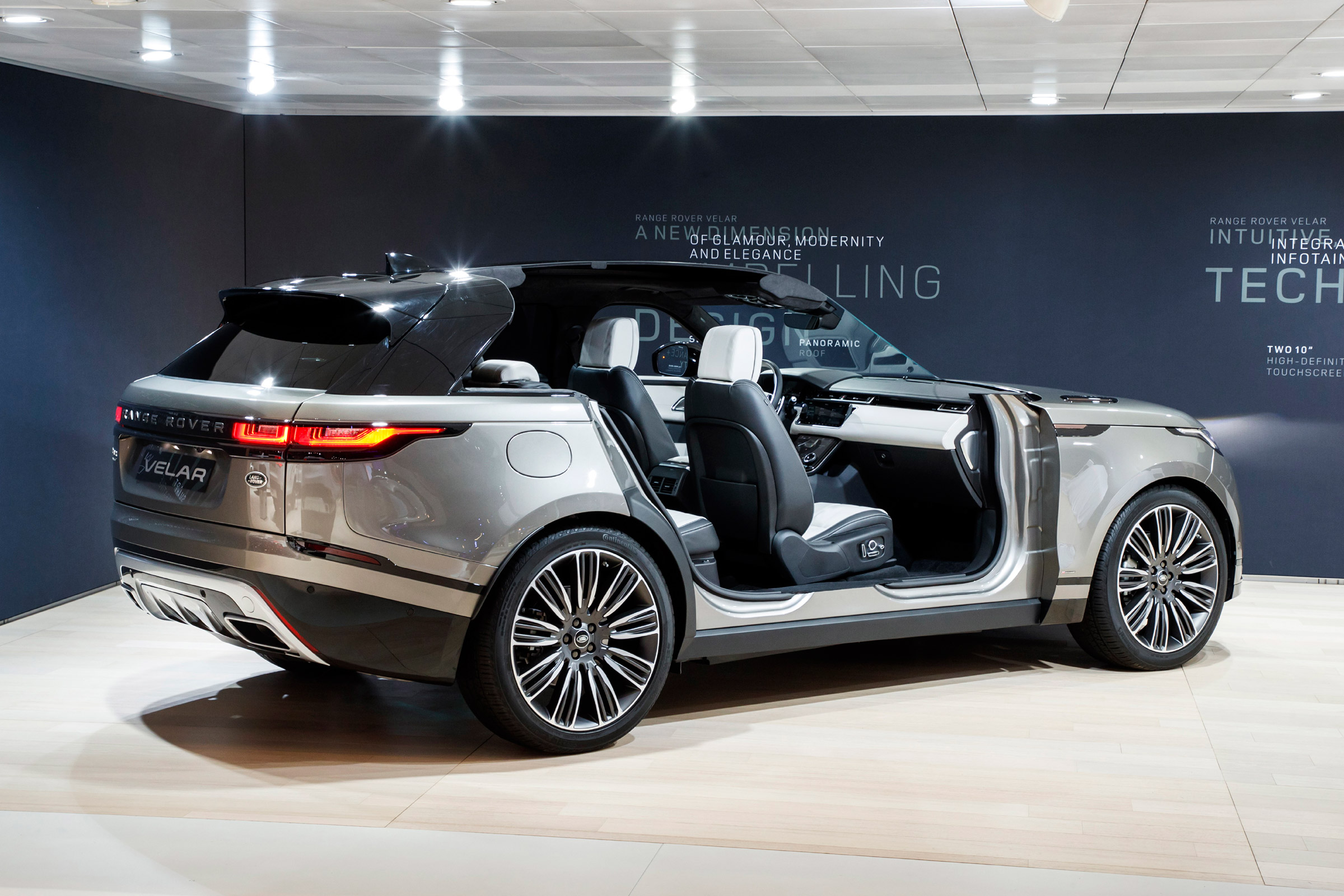 Range Rover Velar show - rear doors open