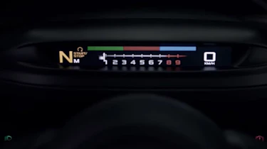 McLaren 720S - instruments