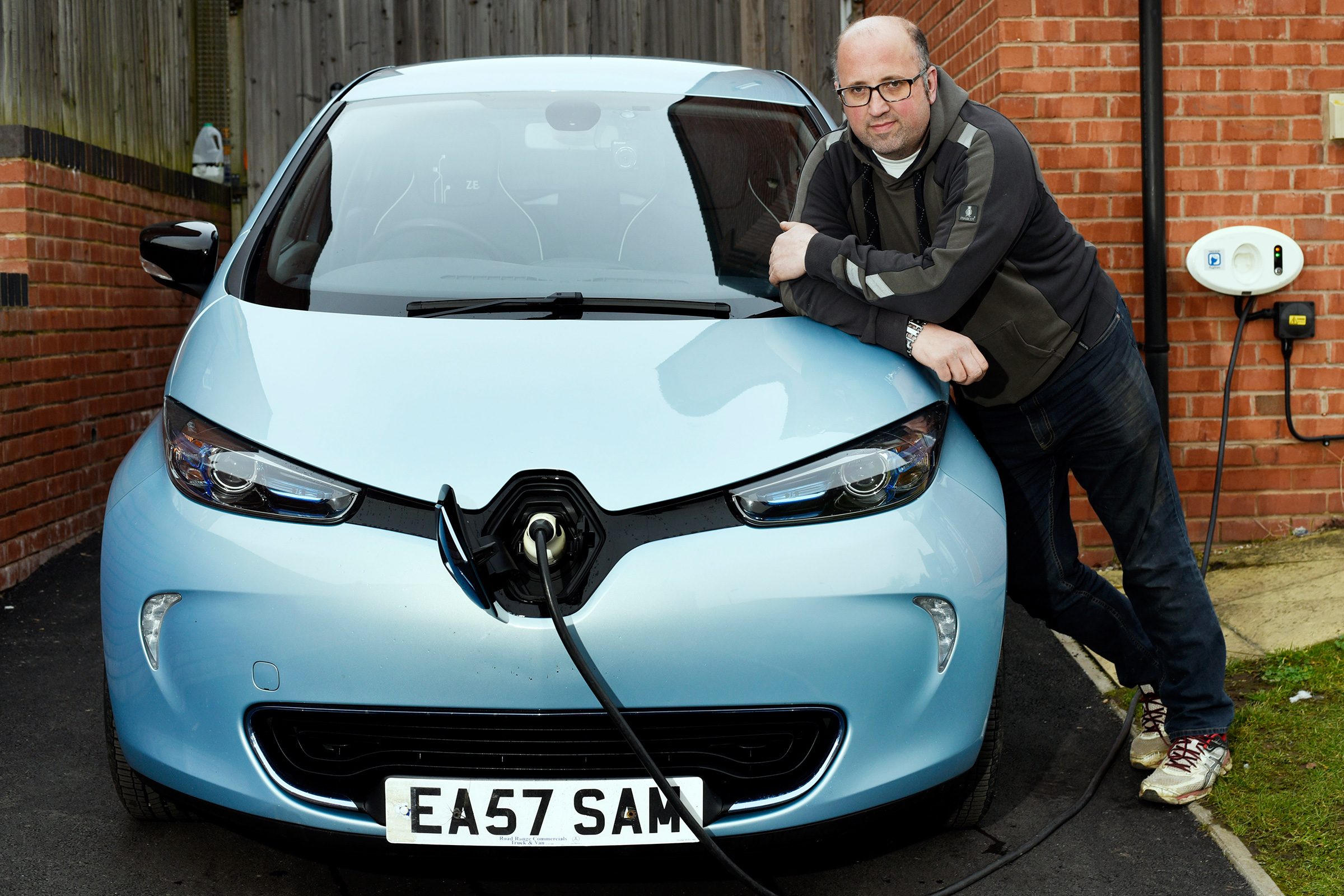 Electric car case study - Renault ZOE Sam East header