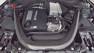 BMW M3 - engine
