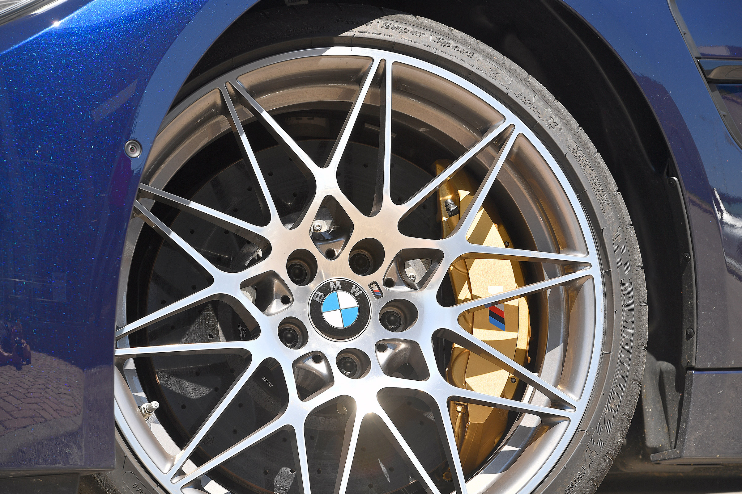 BMW M3 - wheel