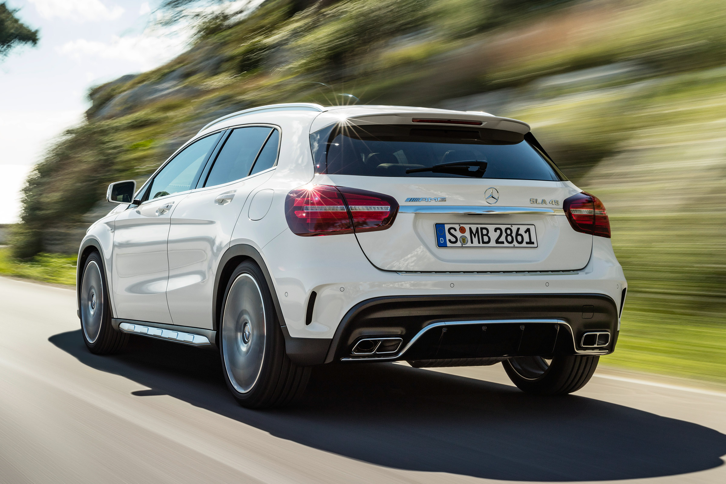 Mercedes-AMG GLA 45 - rear