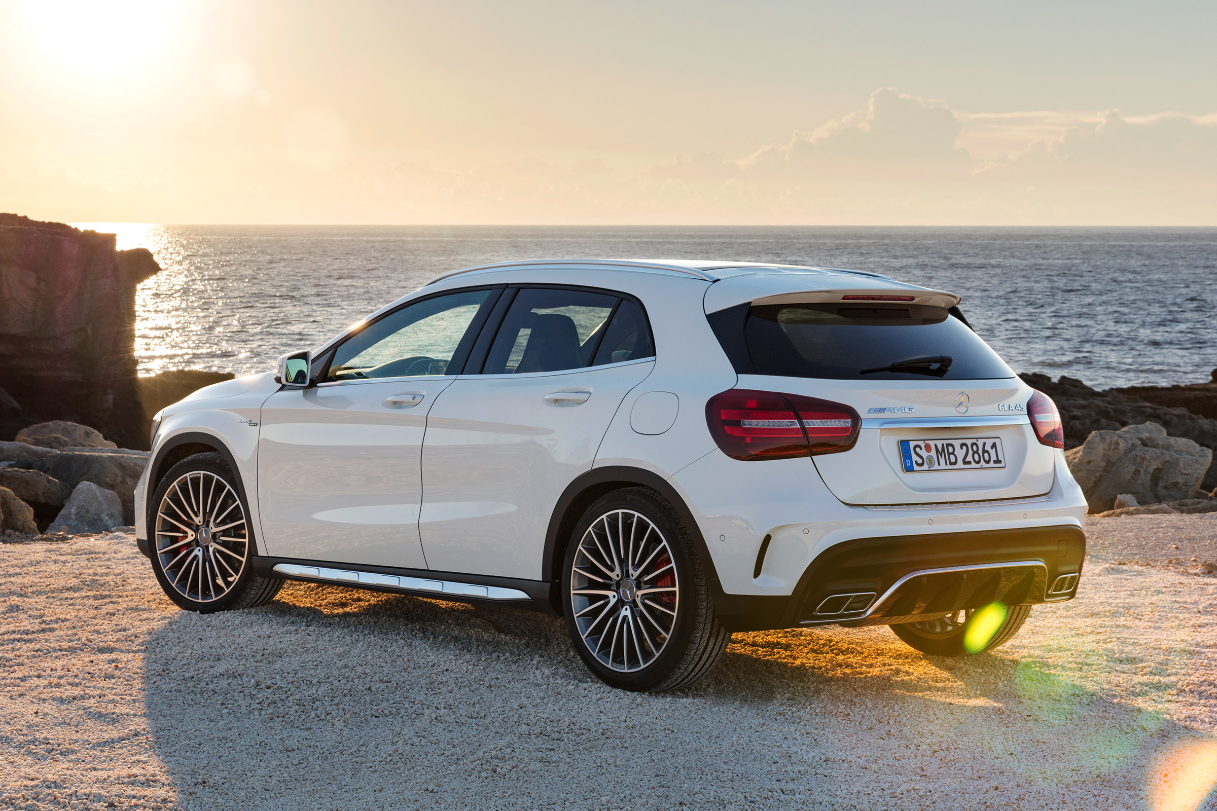 Mercedes-AMG GLA 45 - rear static