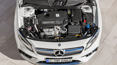 Mercedes-AMG GLA 45 - engine
