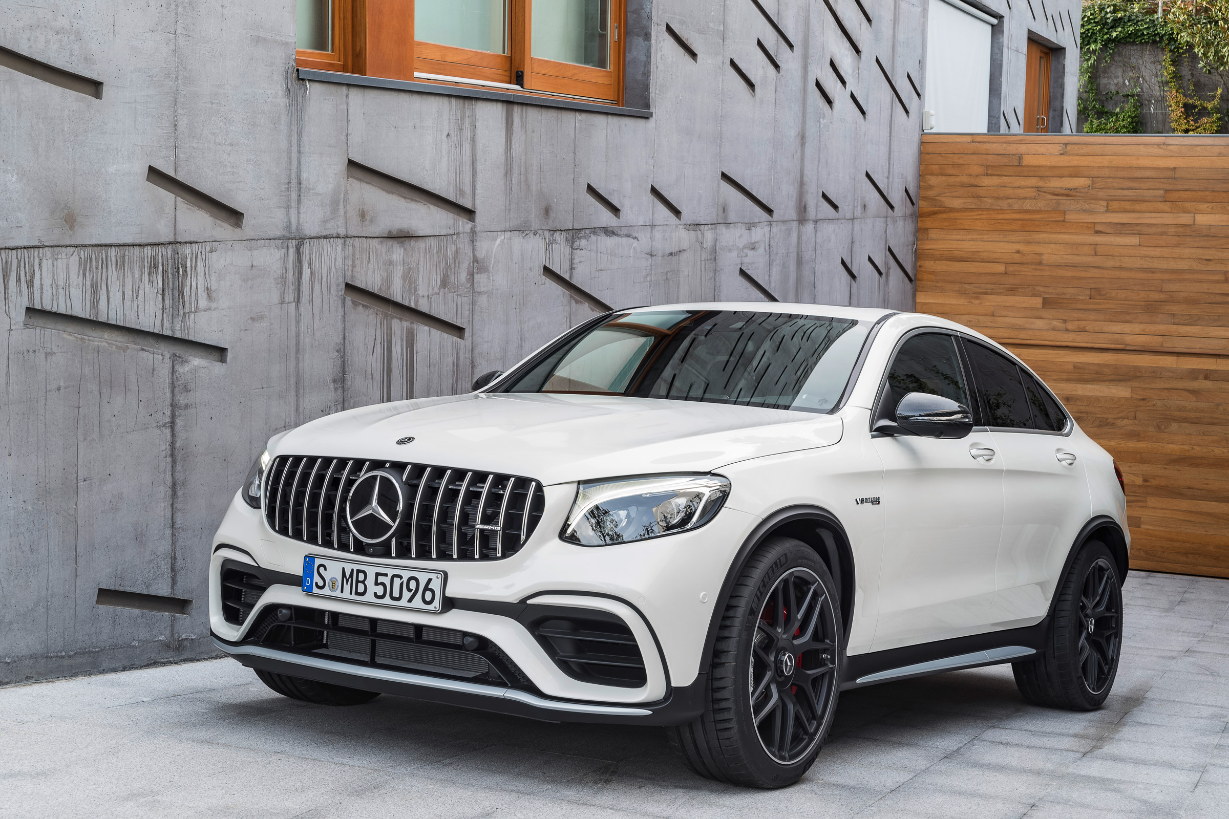 Mercedes-AMG GLC 63 Coupe static