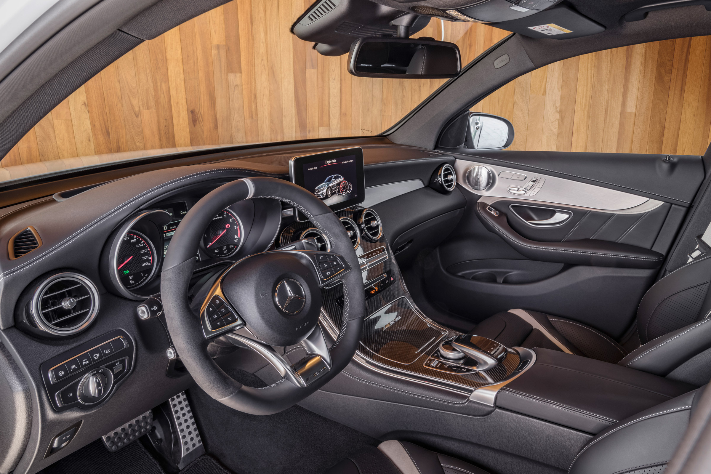 Mercedes-AMG GLC 63 Coupe cabin