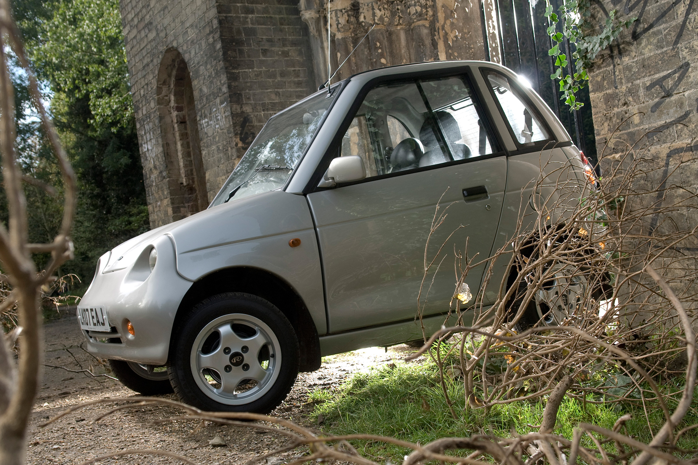 Bad cars - REVA G-Wiz