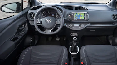 Toyota Yaris - dash