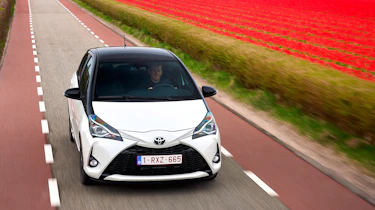 Toyota Yaris - front tracking
