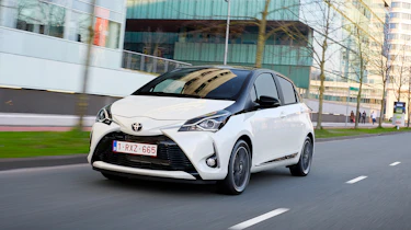 Toyota Yaris - front action