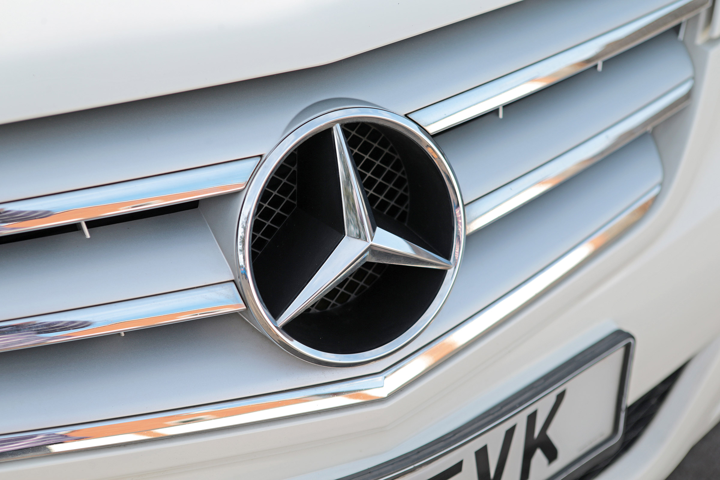 Used Mercedes B-Class - grille