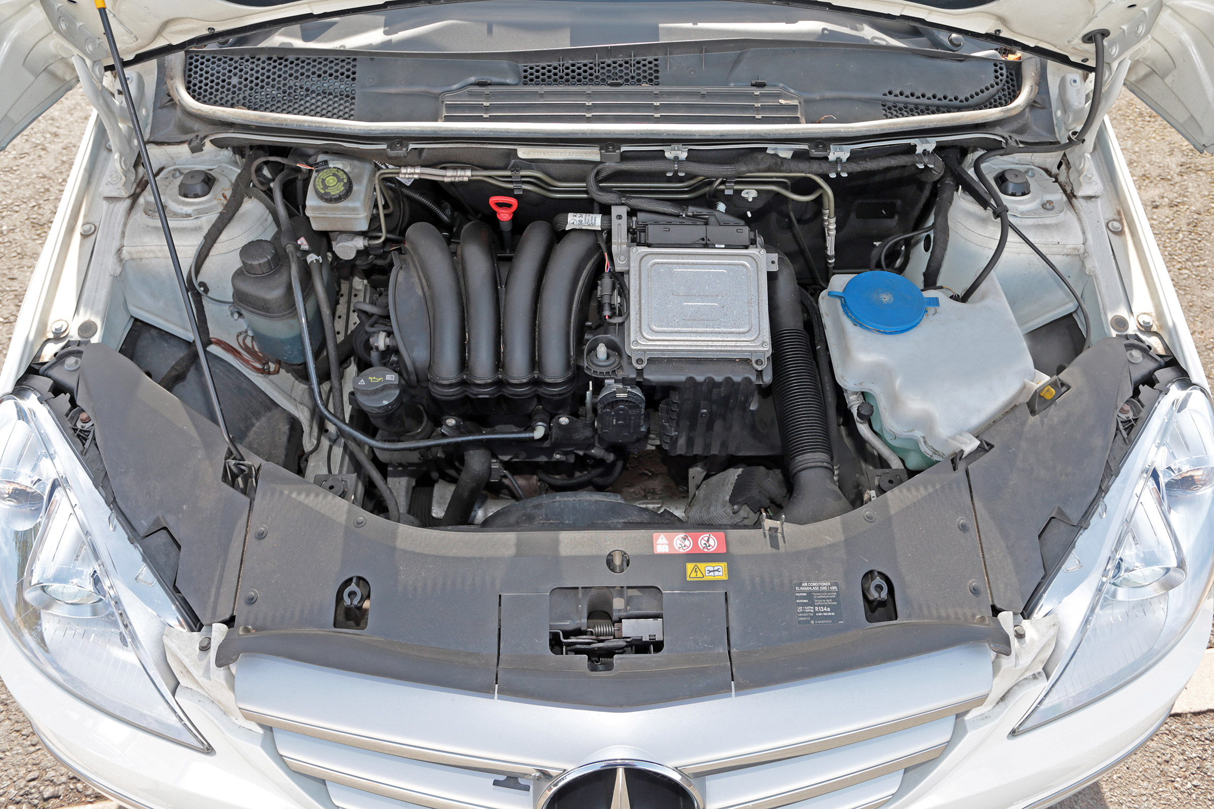 Used Mercedes B-Class - engine