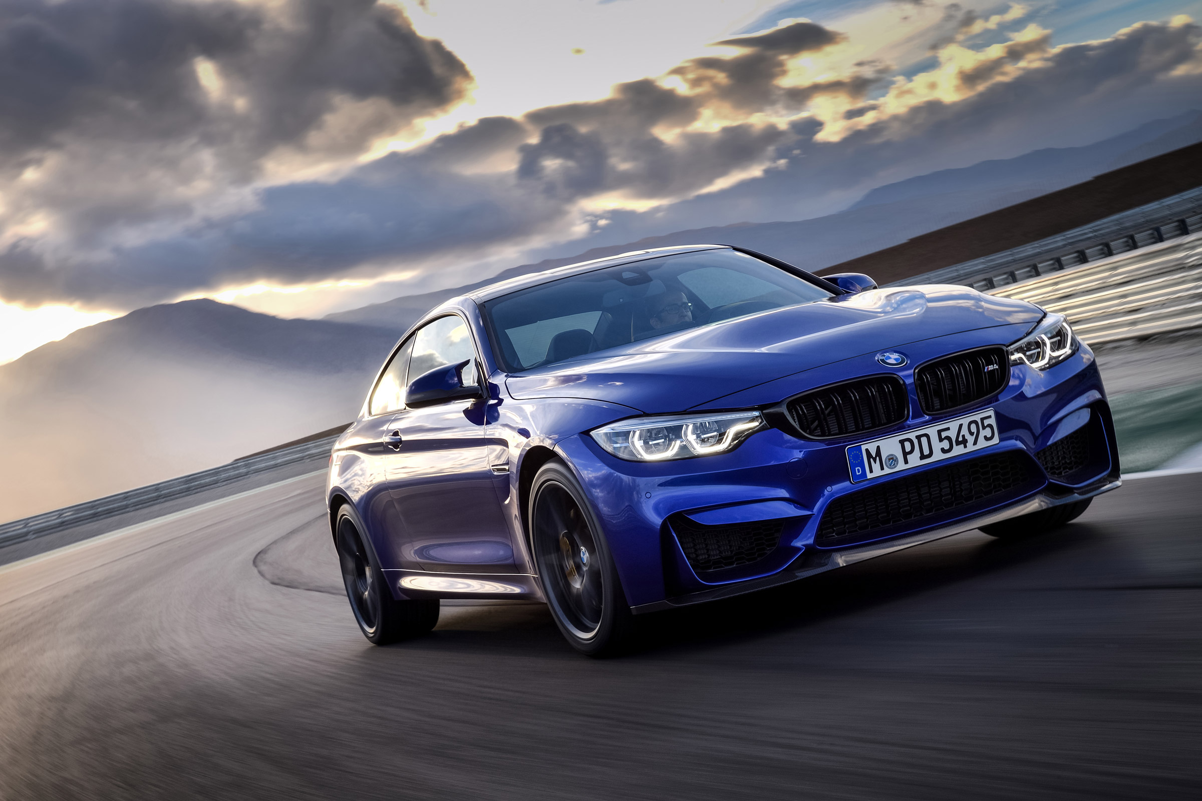 BMW M4 CS 2017