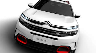 Citroen C5 Aircross - full front studio