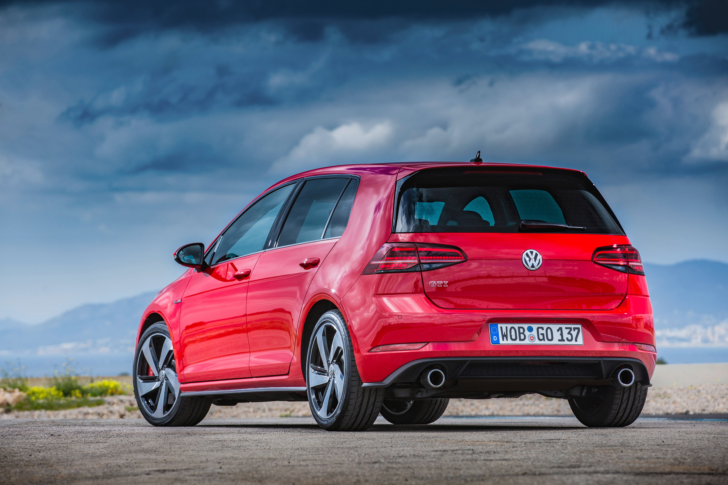 Volkswagen Golf GTI Performance Pack 2017 static rear