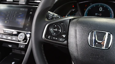 Honda Civic 1.5 - steering wheel